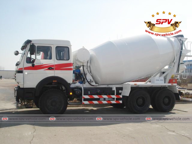 Side view of 10 CBM North Benz Concrete Mixer Truck 6X4 